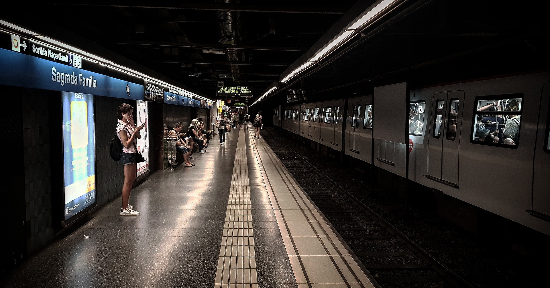 Tipos de transporte público en Barcelona: Metro, Autobús y Tranvía